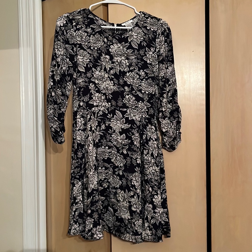 Esley Navy Blue and White Floral Dress
